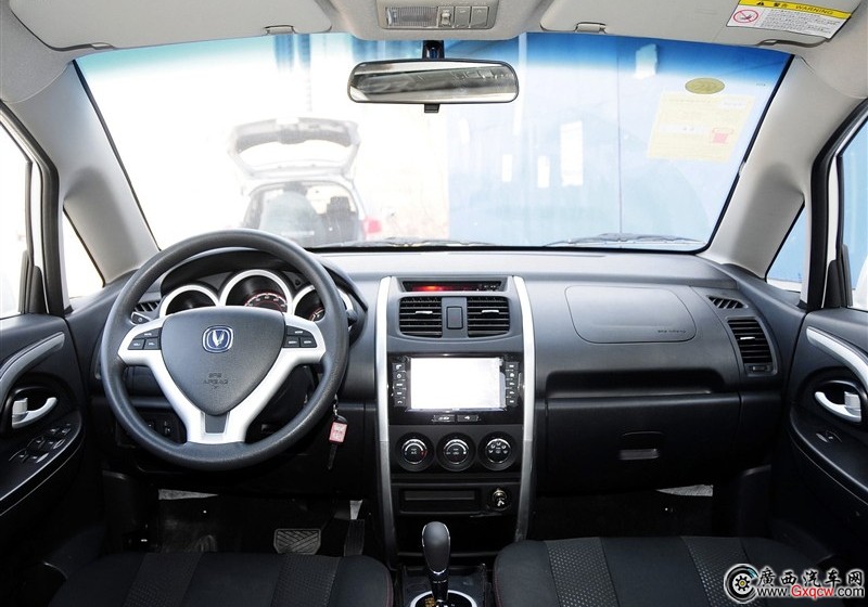 長(zhǎng)安CX20車(chē)型 內(nèi)飾圖