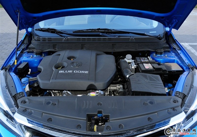 悅翔V7車型 細節(jié)圖