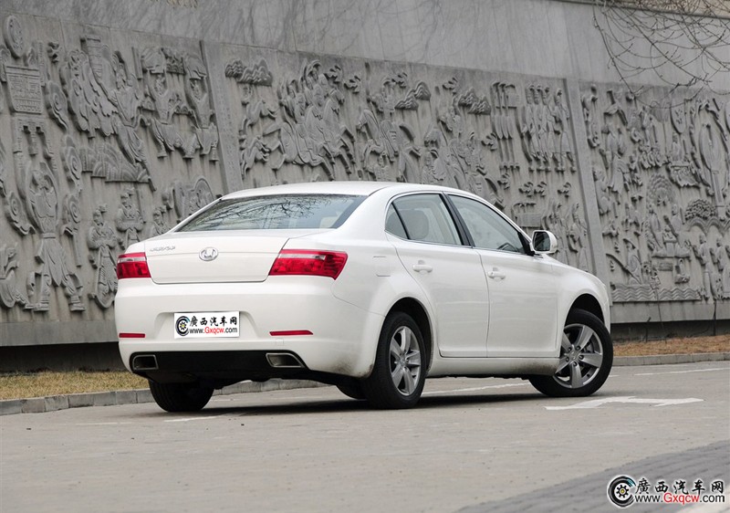 路盛E70車型 外觀圖