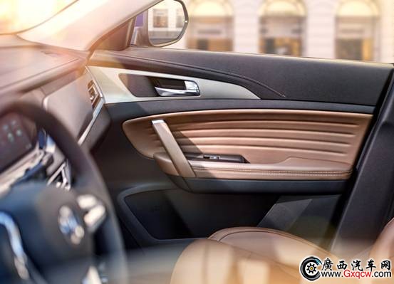 1533802381752933.jpg 3