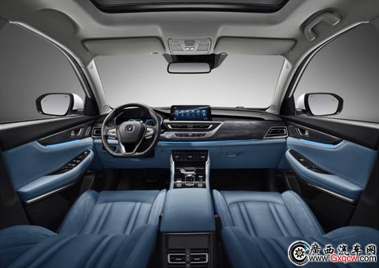 1533868759670718.jpg Macintosh HD:Users:shiyongzhe:Downloads:CS75PHEV大內(nèi)飾原大JPG-RGB:CS75PHEV-正大內(nèi) 藍(lán)色 拷貝 2.jpg